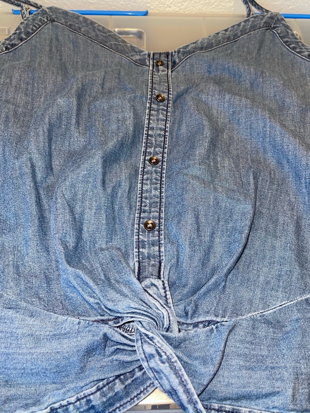 Express Light Blue Button-Front Knot Cami - EUC - Medium - Picture 5 of 7